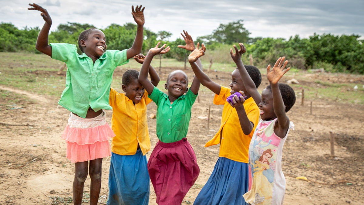 WVC_child_sponsorship_children_playing